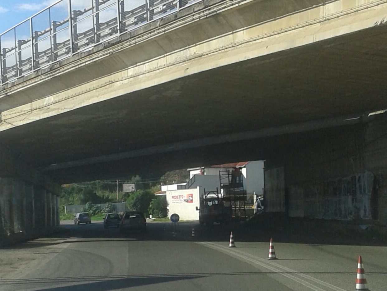 Mili Marina, tempo di verifiche per il cavalcavia A18