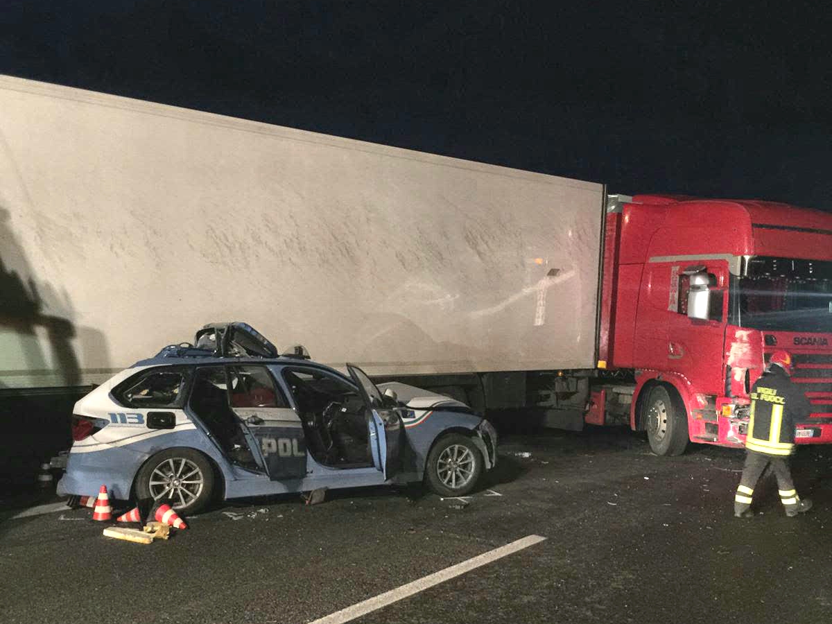 Incidente mortale sull'A18, camionista rinviato a giudizio