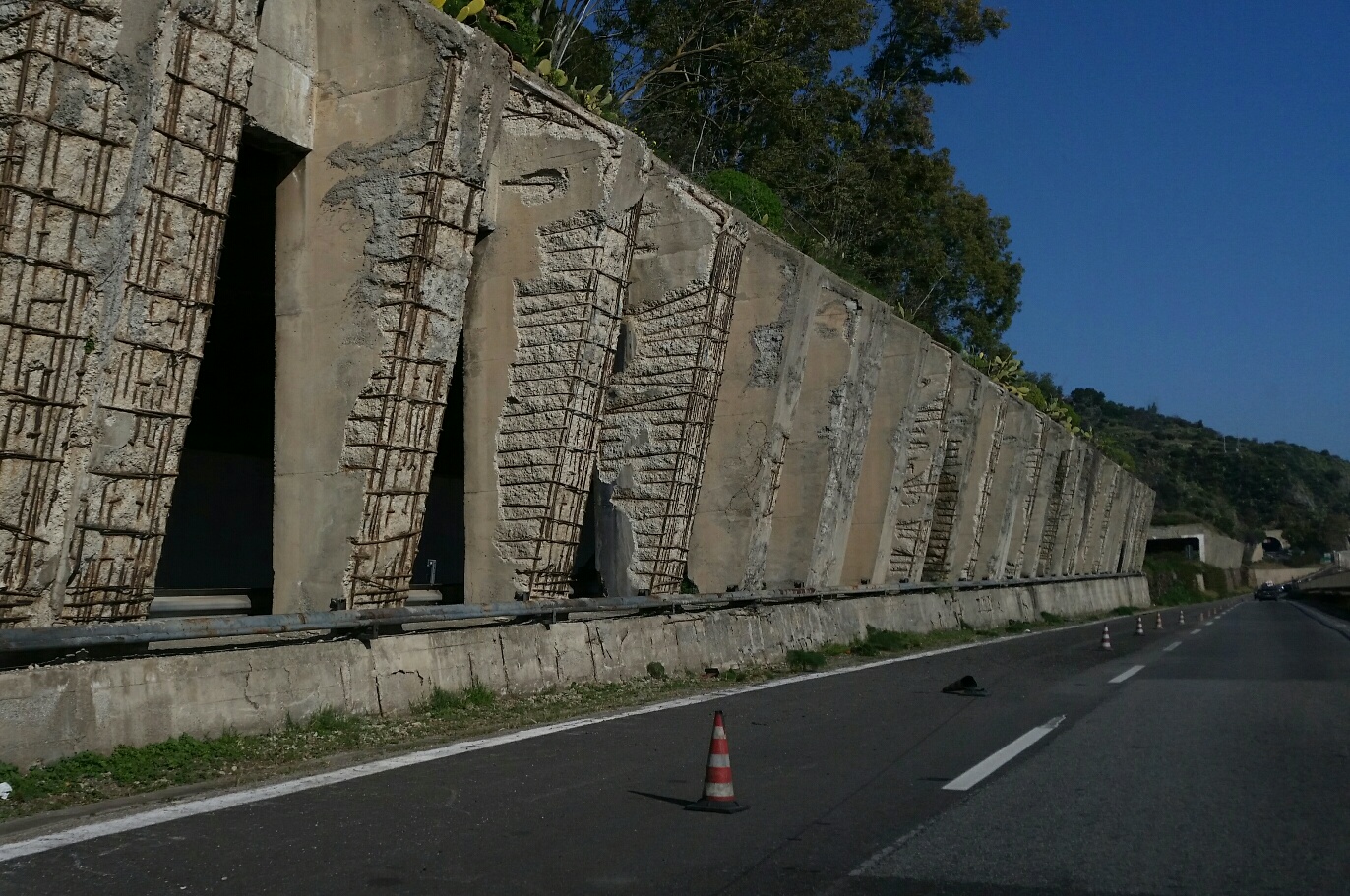 Uil: "Autostrade disastrose, tutta colpa del Cas"