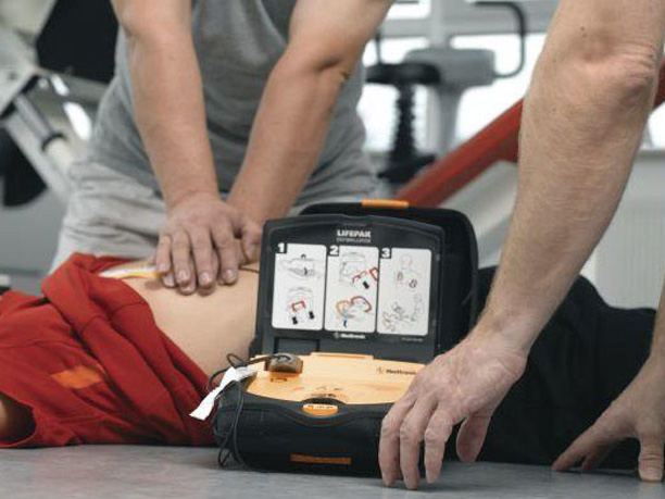 Geraci: "Dotare tutte le circoscrizioni di defibrillatori"