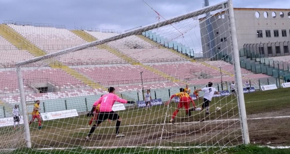 Stadio "Scoglio": concessione all'Acr fino al maggio 2021