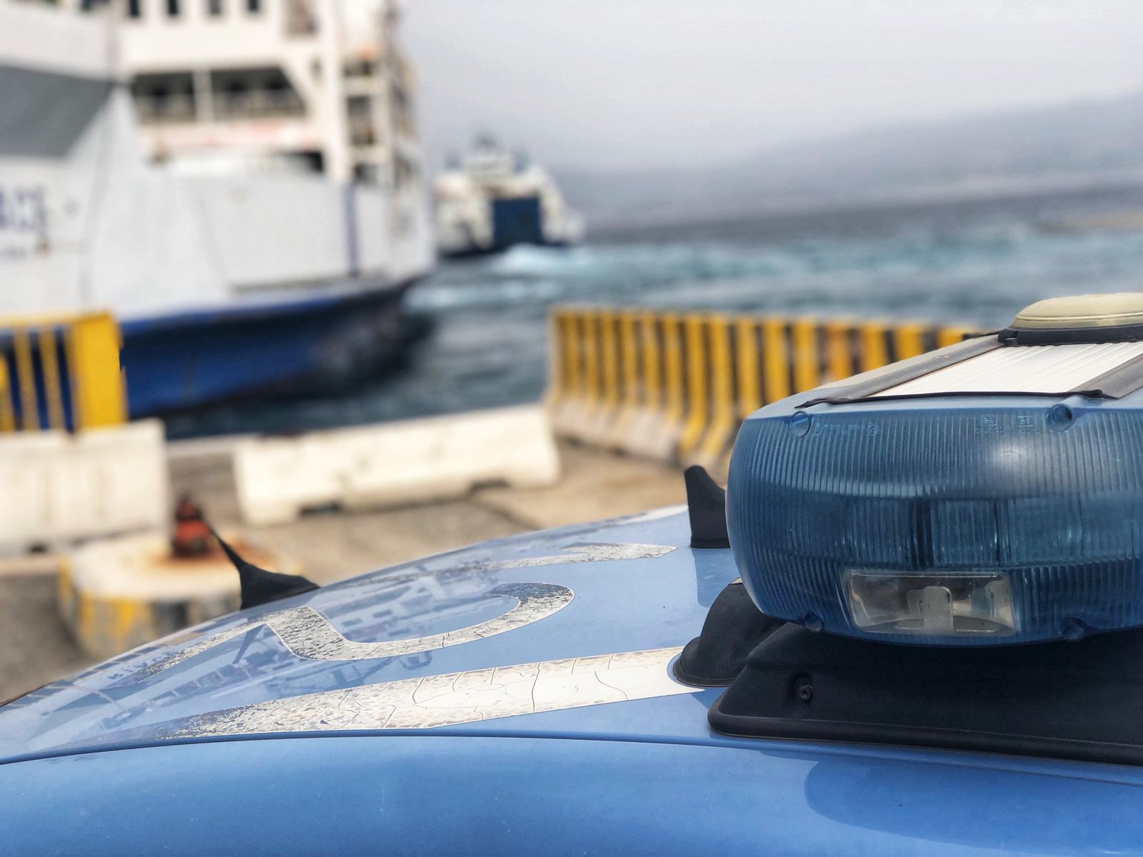 Guerriglia urbana agli imbarcaderi, 18 Daspo ad ultras di Messina e Bari