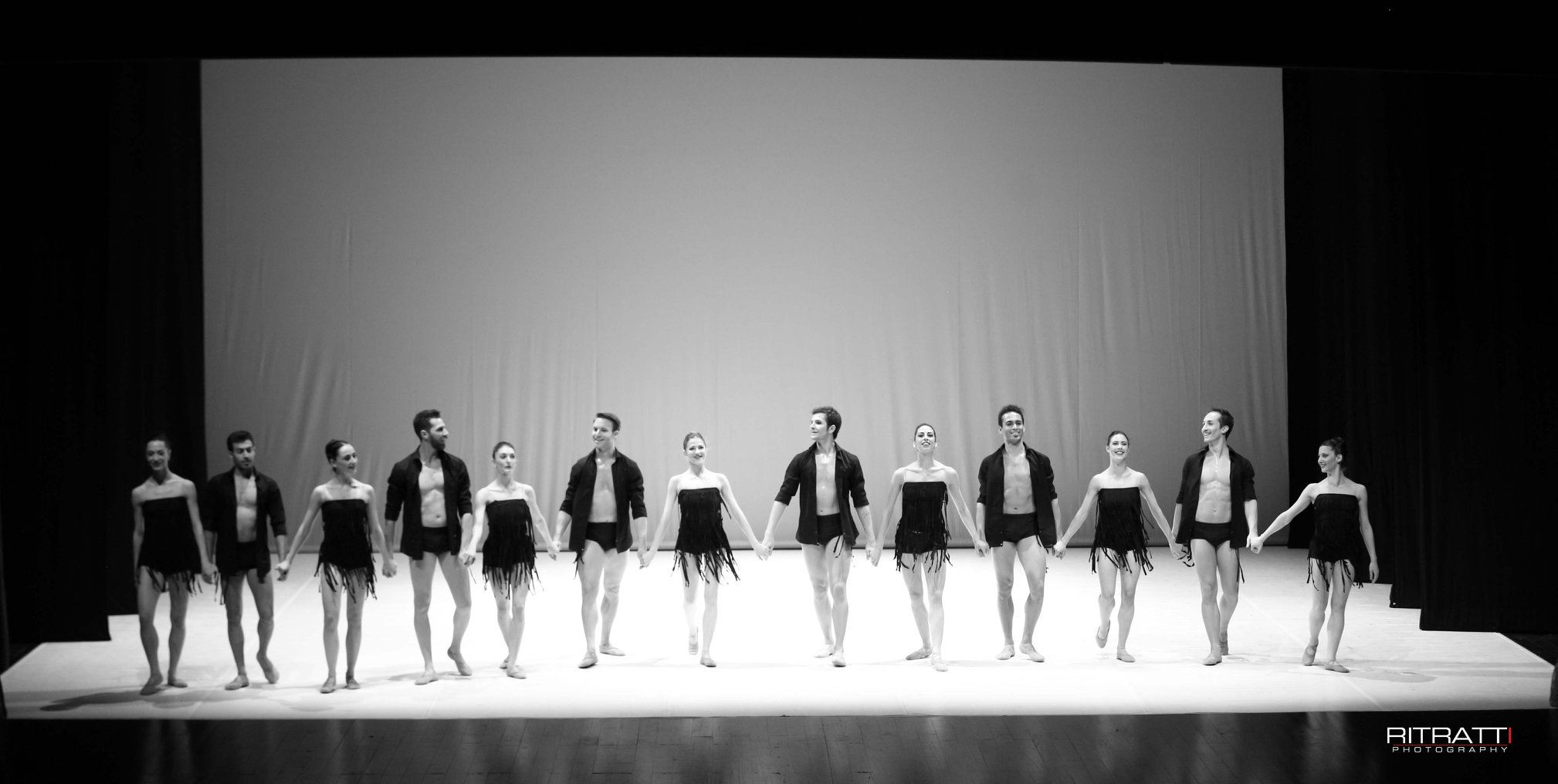 La magia de La vie en rose…Bolero conquista il pubblico del Teatro Mandanici