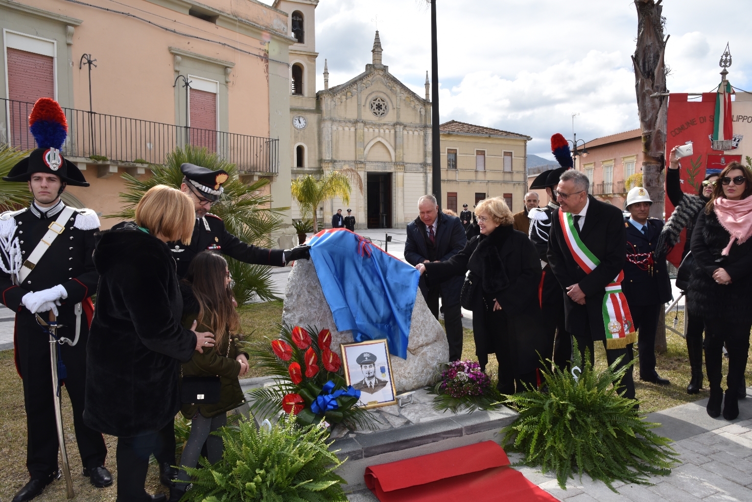 Commemorato Fortunato Arena, medaglia d’oro al valor militare ucciso dalla Camorra