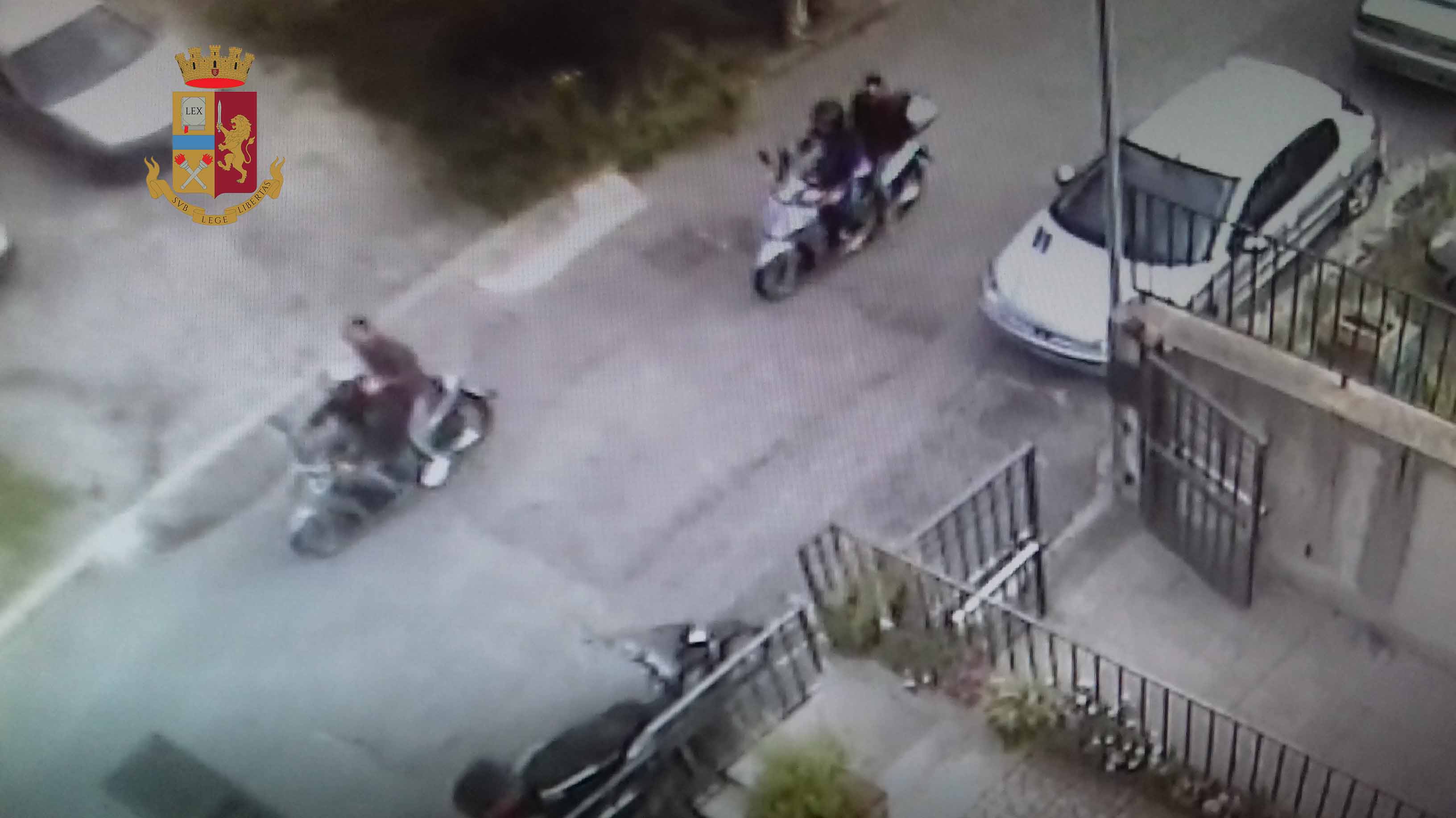 Raid punitivo in casa di un pregiudicato: 4 arresti