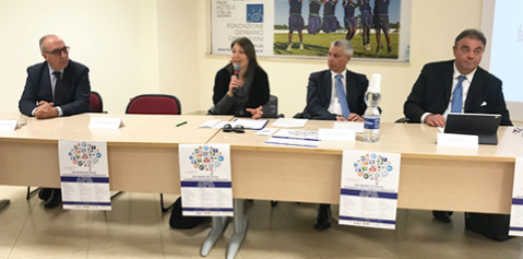 “Uso insano dei social: un meraviglioso mondo sconosciuto": il tema affrontato in un convegno