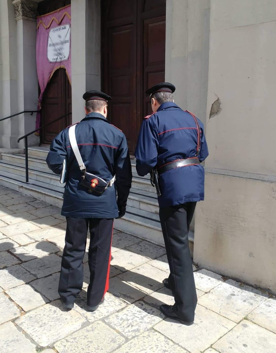 Aveva rubato le offerte in chiesa: denunciato dai carabinieri