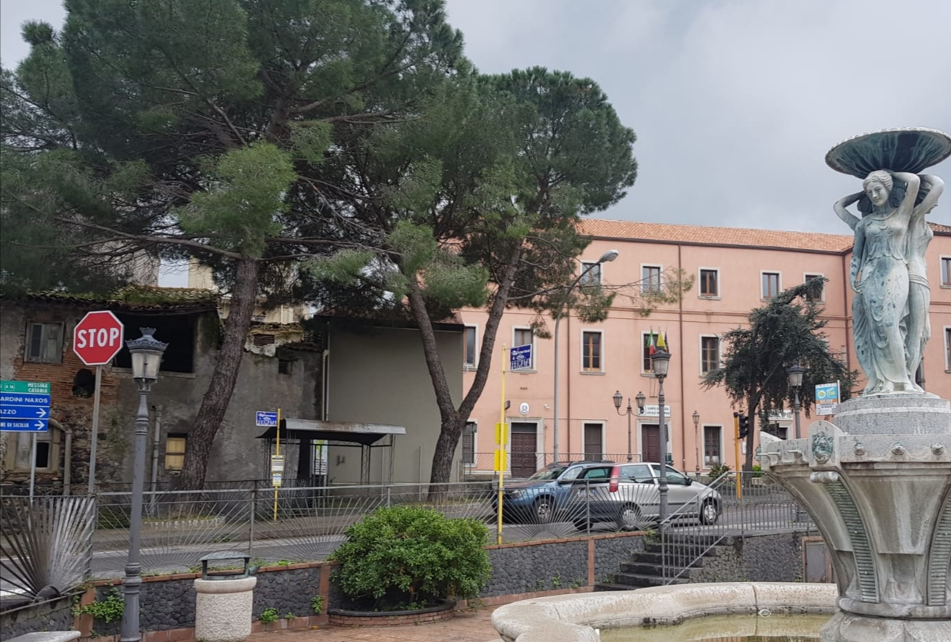 Bus scoperti per turisti: disco verde per la Valle dell'Alcantara