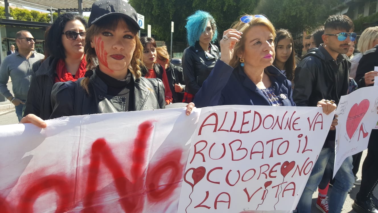 Corteo per commemorare Alessandra Musarra, vittima di femminicidio