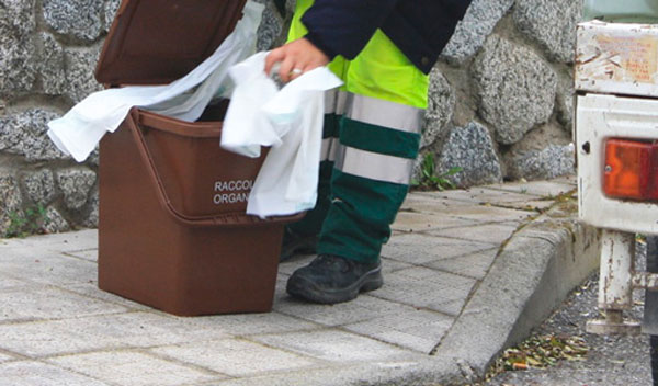 Differenziata nei condomini, è scontro tra Musolino e Zuccarello