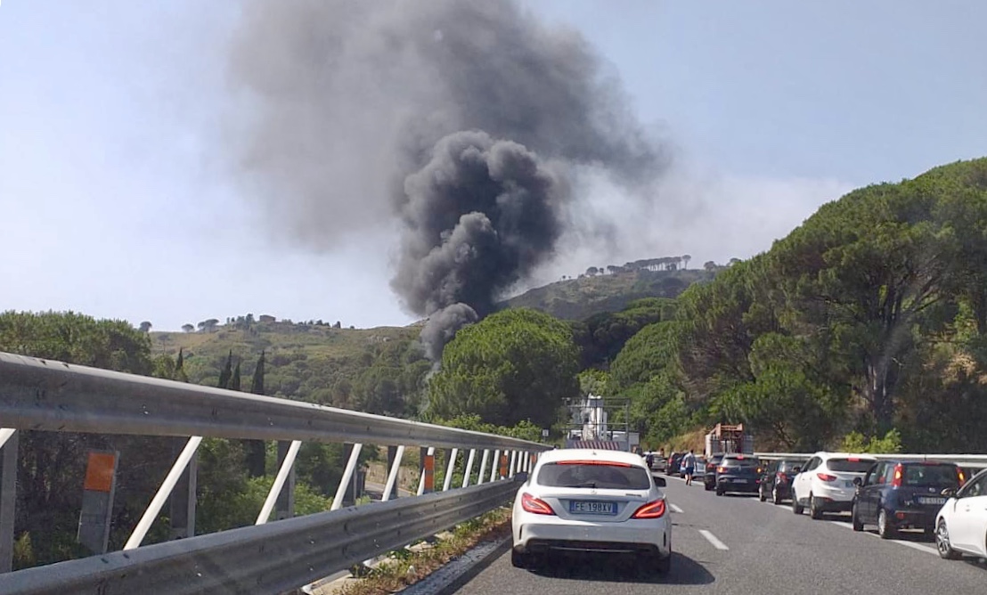 Confconsumatori Vs Cas: "File e disagi, sospenda o riduca il pedaggio"