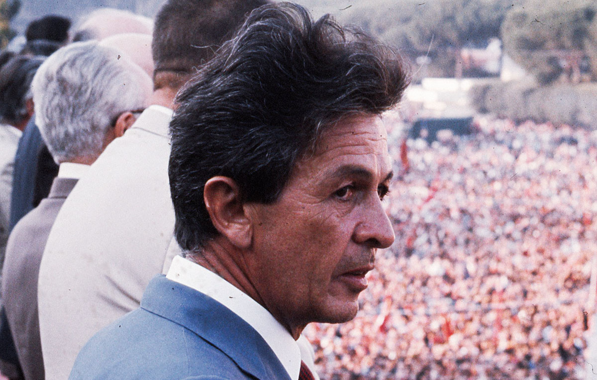 La manipolazione della questione morale. Di Pericle