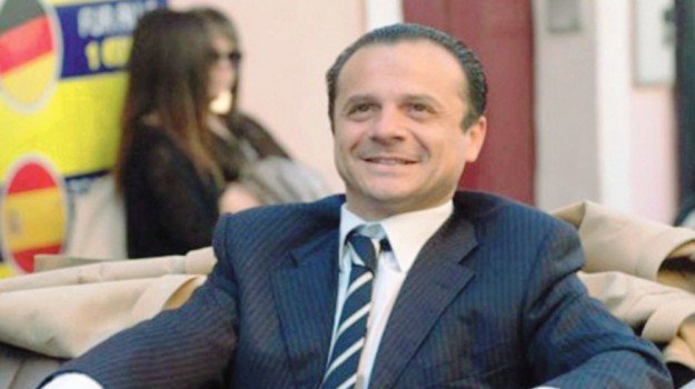 Mafia ed elezioni, De Luca risponde al sottosegretario Mulé
