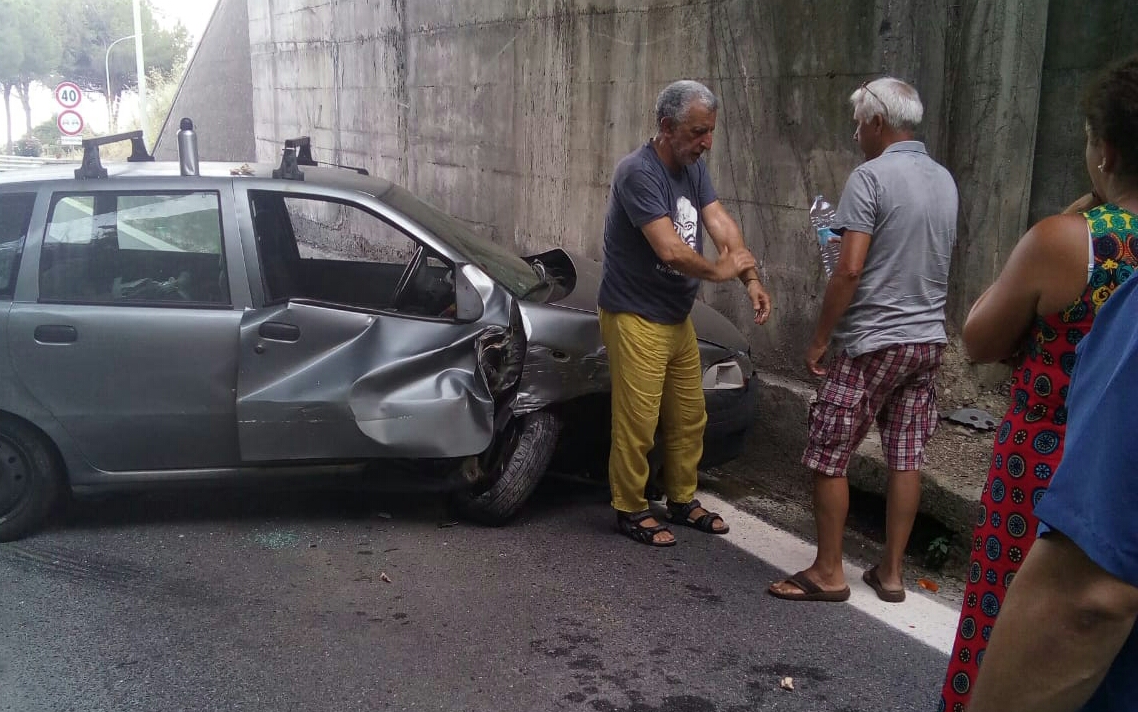 Incidente stradale per l'ex sindaco Accorinti