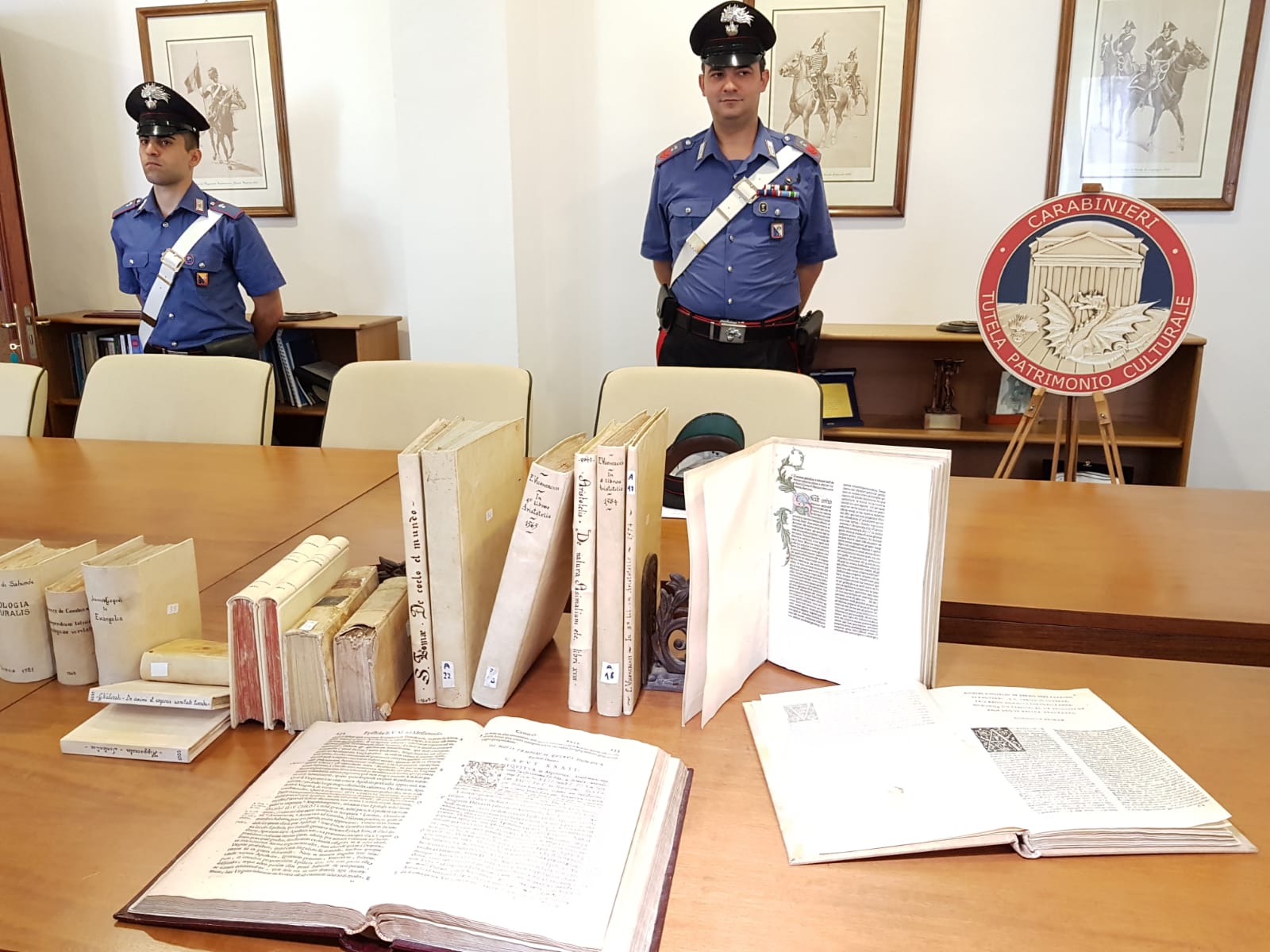 Recuperati 342 testi antichi, alcuni del XV secolo