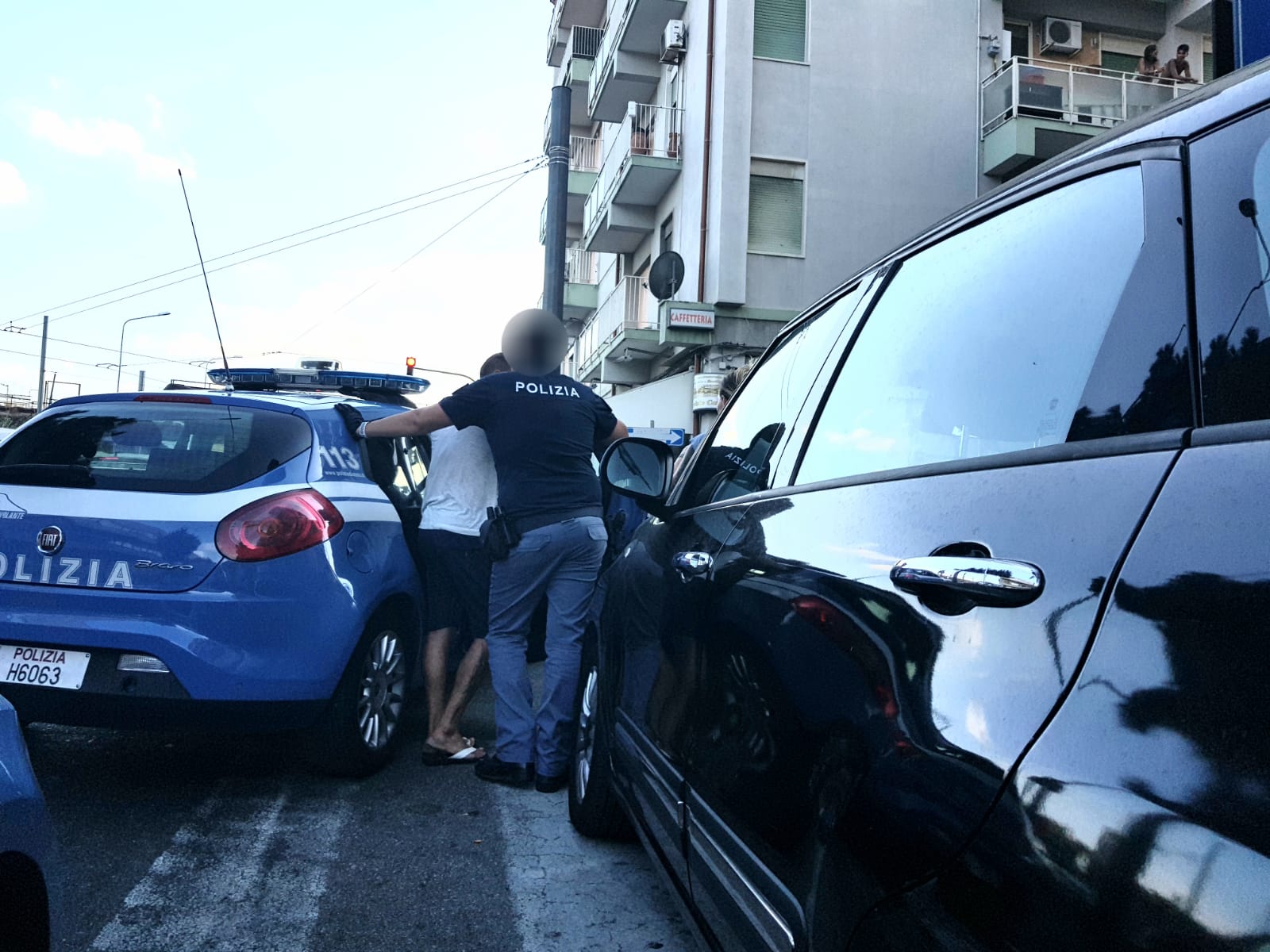 Botte da orbi in via Emilia , denunciate 3 persone