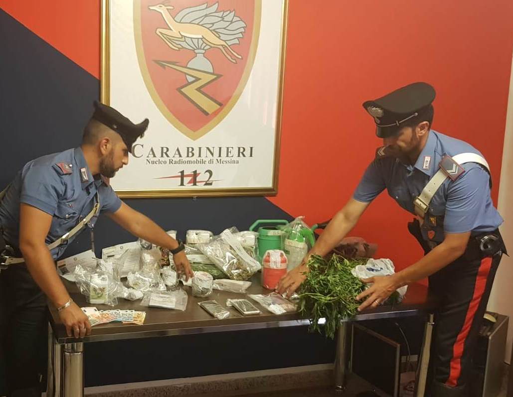 Marijuana negli slip, due giovani finiscono in cella