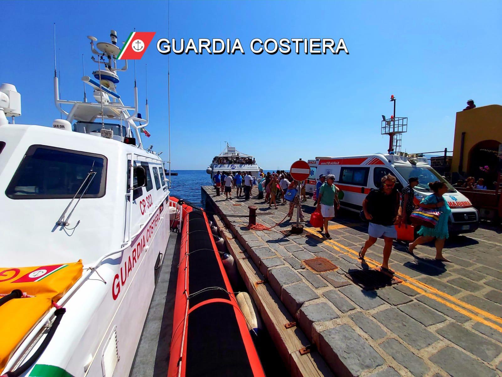 Uiltrasporti: "Collisione inspiegabile vaporetto-yacht, traffico fuori controllo"