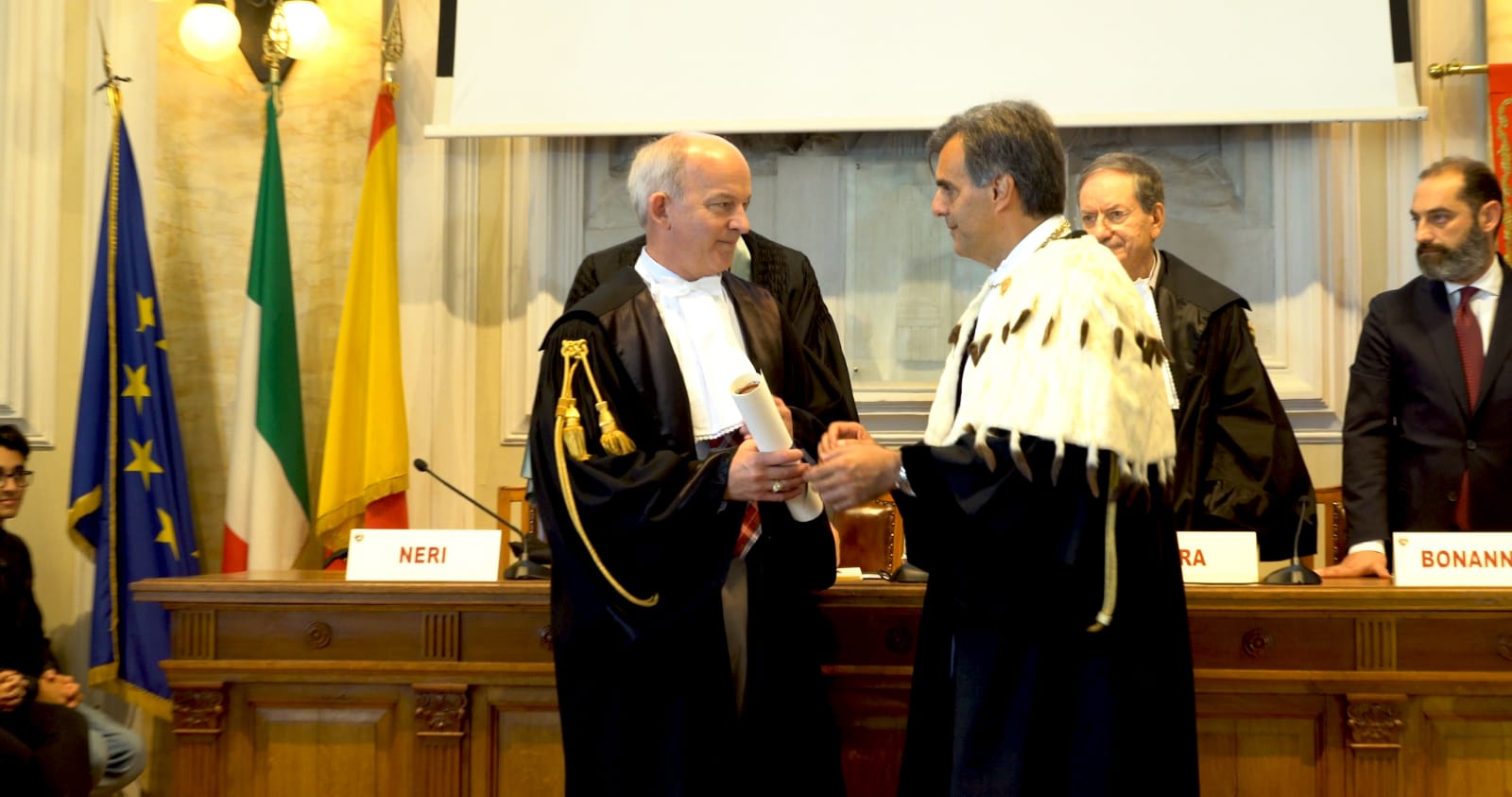 Conferito dottorato honoris causa in Fisica all'astronauta della Nasa Williams