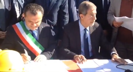 Musumeci diffida, Roma pronta a stopparlo