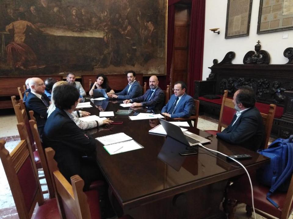 Nuove isole pedonali e Ztl: presentato il Piano generale del traffico urbano