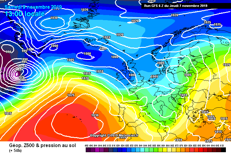 Meteo: sabato qualche piovasco, domenica bel tempo