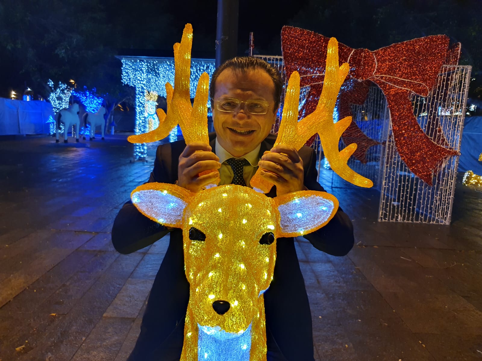 Telone e tagliandi, a Natale non sono tutti più buoni…