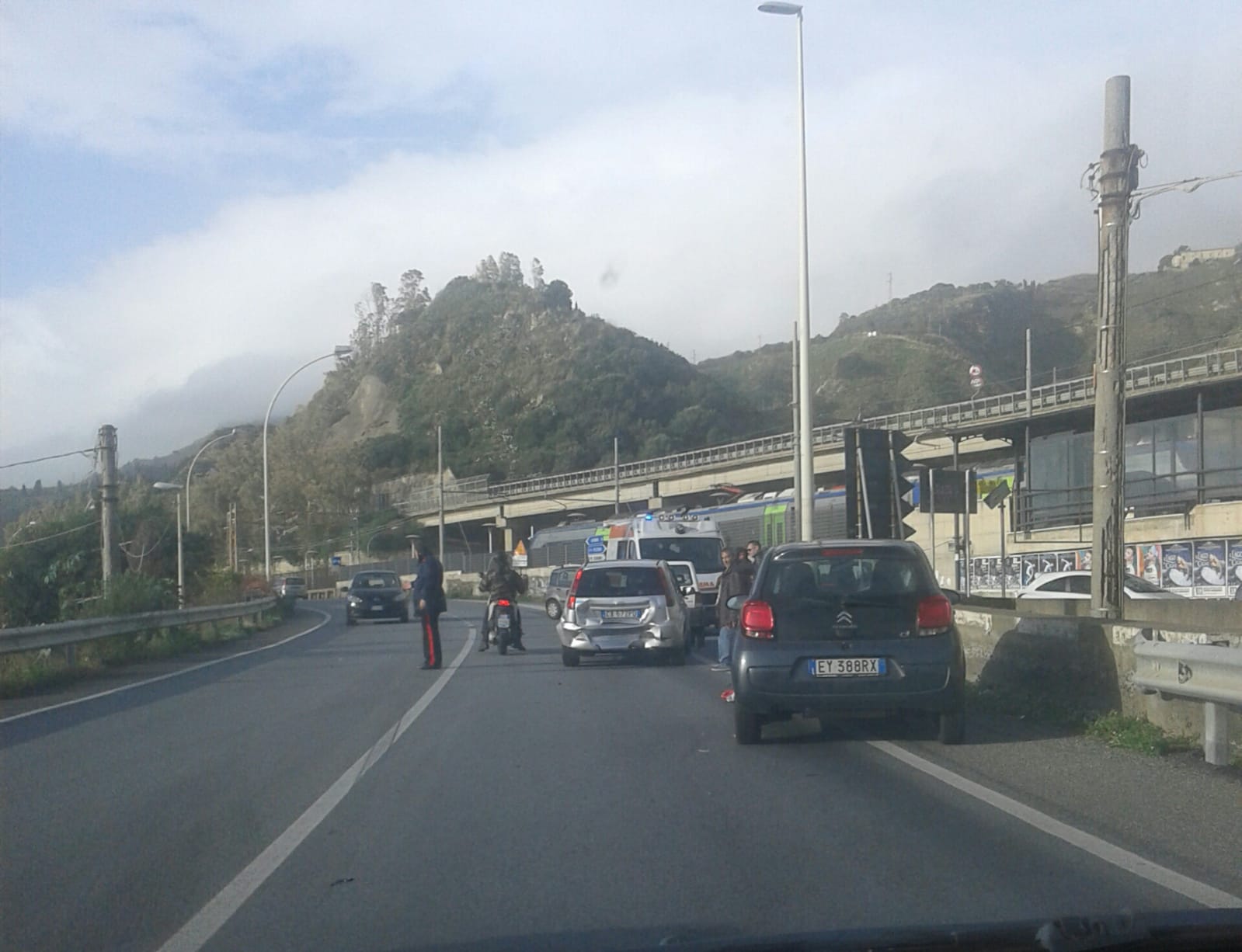 Tamponamento a catena a Briga Marina