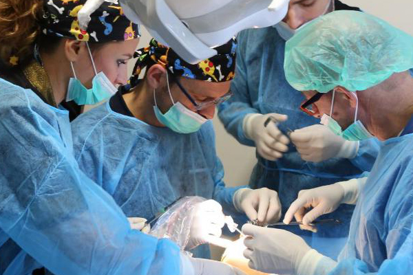 Corso per odontoiatri del prof. Chiapasco: grande affluenza per la II edizione