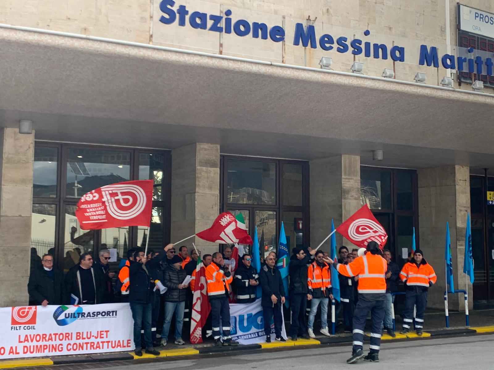 Blu Jet: sciopero e sit-in, adesione altissima