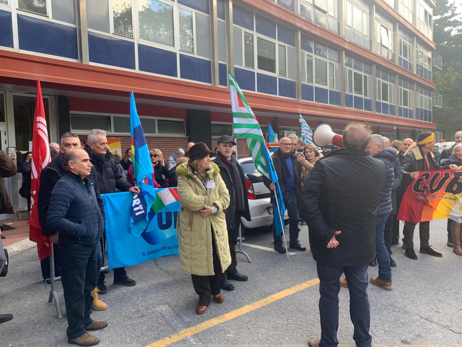 A18 e A20, massiccia adesione allo sciopero dei casellanti