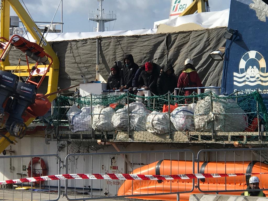 Sea Watch, l'ira di Musumeci: "Grave autorizzare lo sbarco"