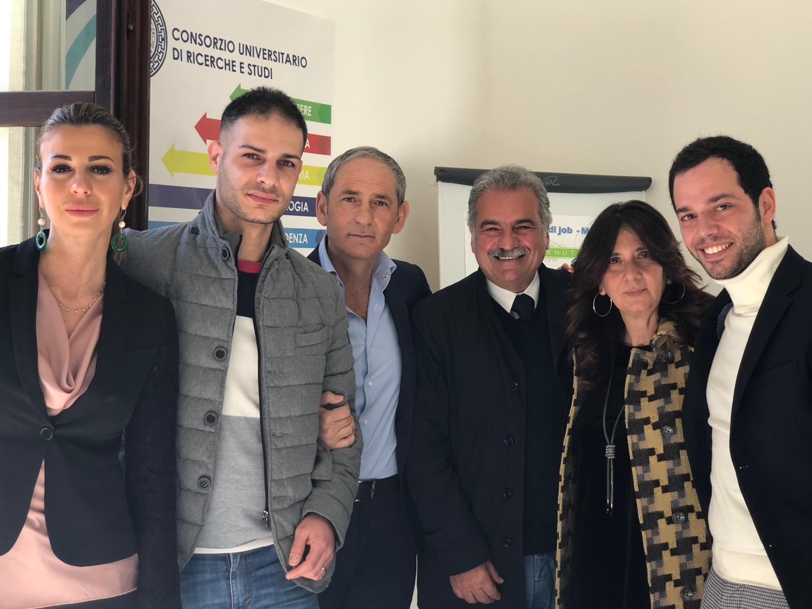 Tre consiglieri aderiscono a Forza Italia