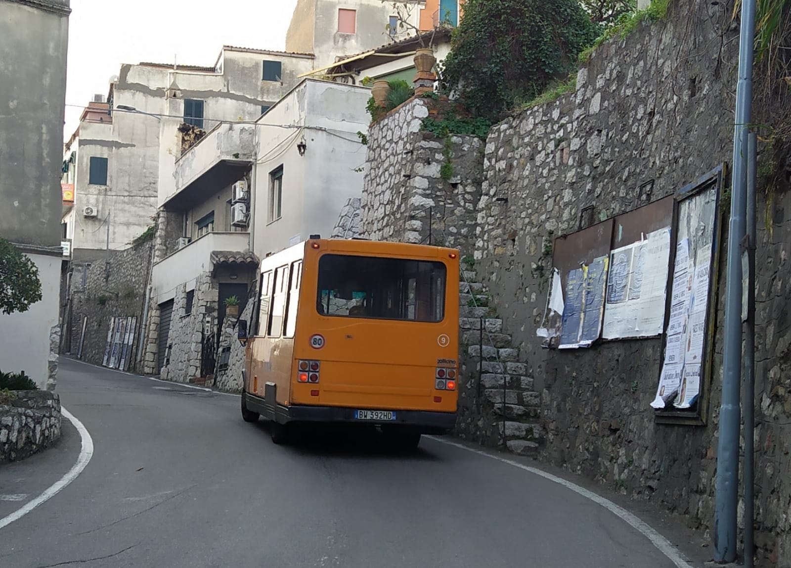 Coronavirus, niente funivia e bus ridotti a Taormina