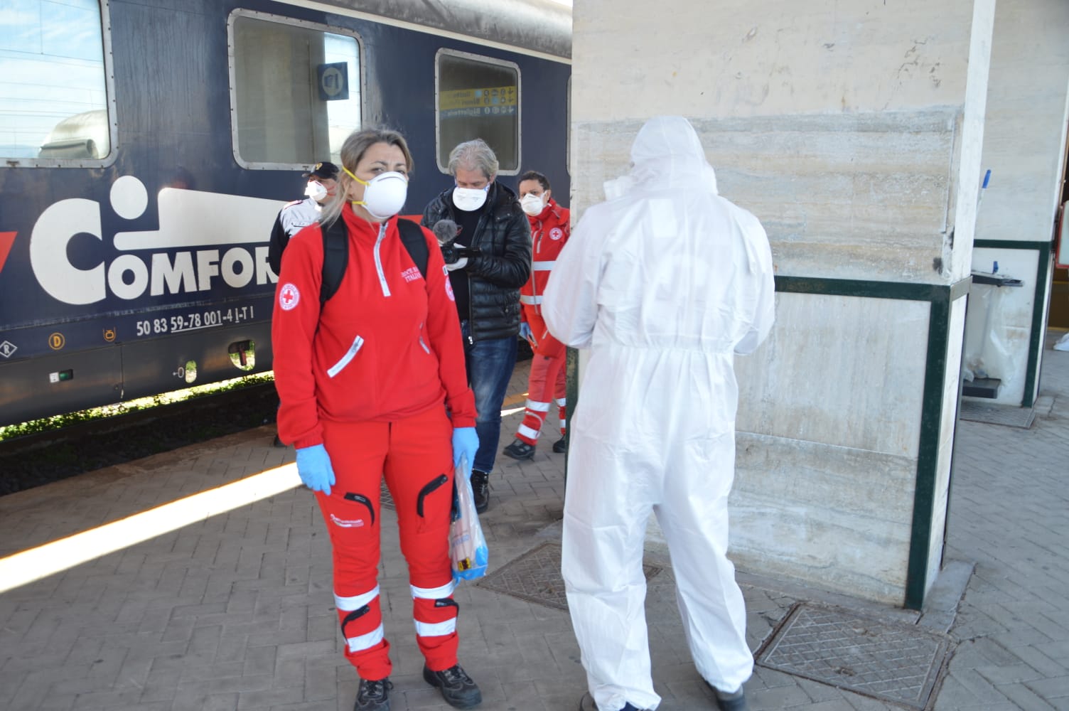 Ecatombe Coronavirus: 368 morti in 24 ore