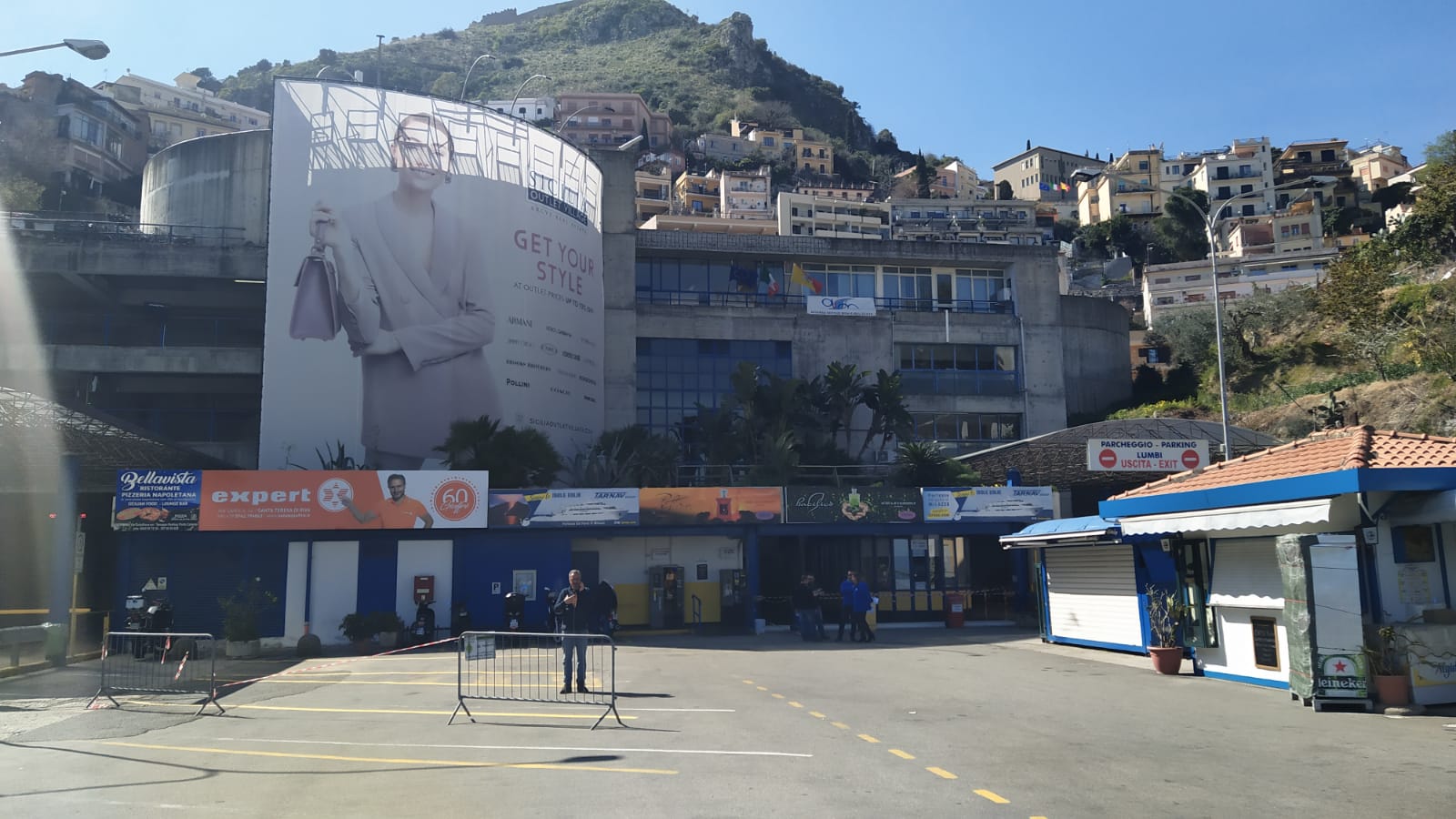 Cresce il numero di auto parcheggiate negli spazi di Asm