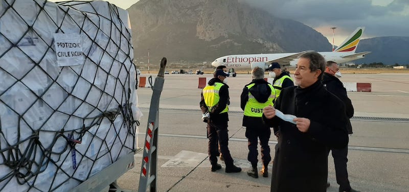 Arrivate tonnellate di mascherine