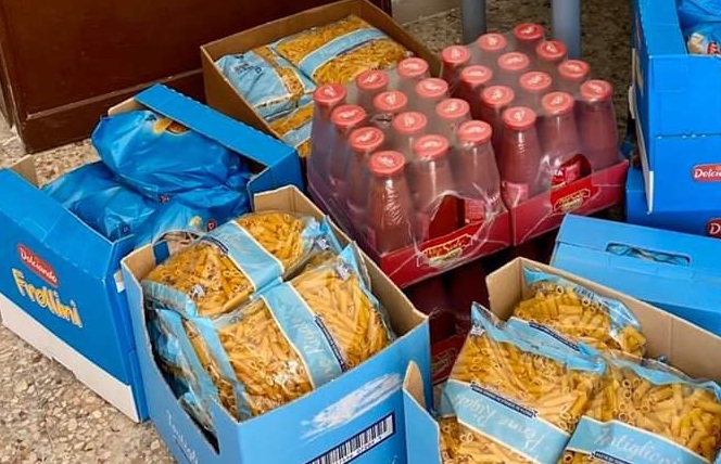 Coronavirus, a Villafranca donati dai carabinieri alimenti