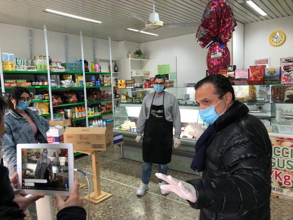 Blitz di De Luca: sospesi 4 supermercati