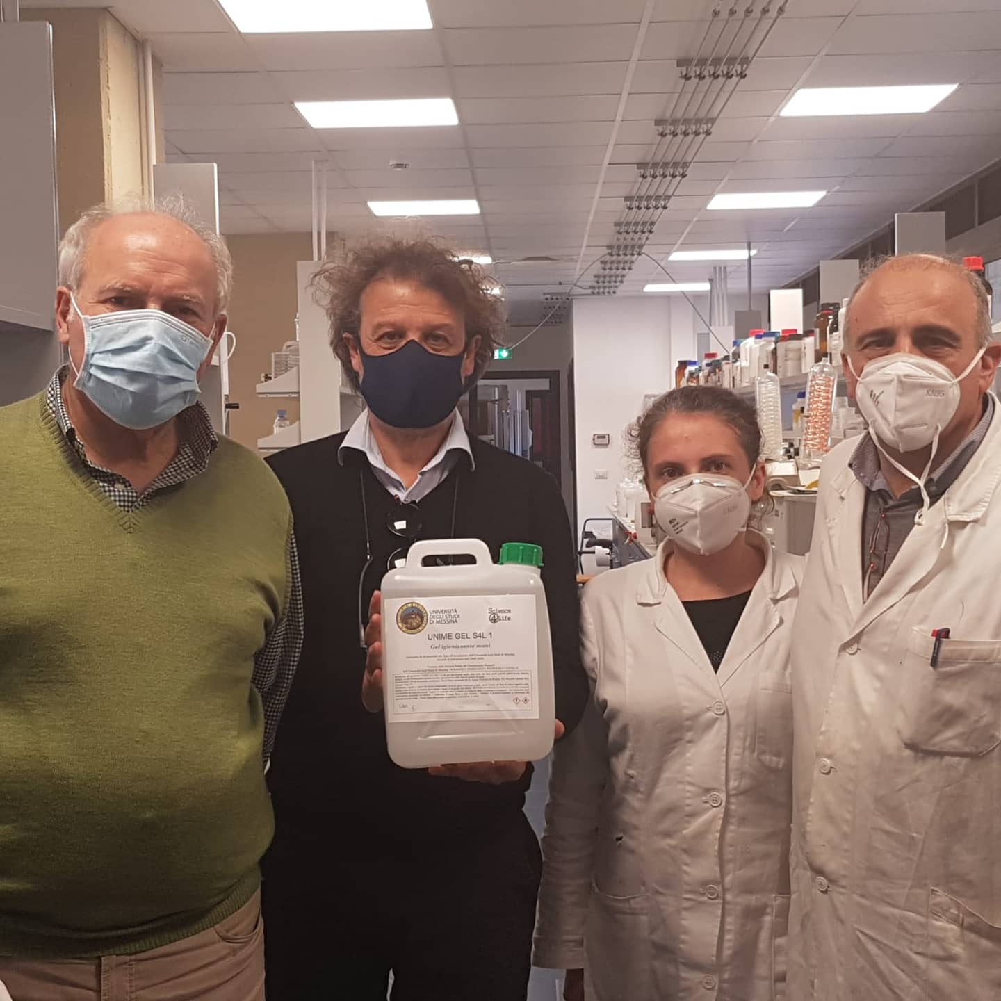 Unime dona 15 kg di gel igienizzante a Messinaservizi