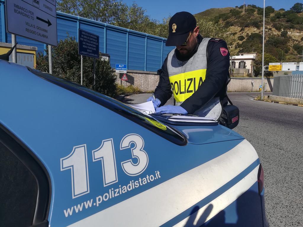Norme anti-Covid: controllate 1372 persone, 26 sanzionati dalla polizia