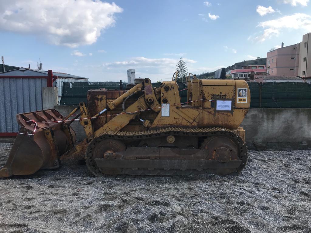 Modificano la spiaggia, tre denunciati a Galati Marina