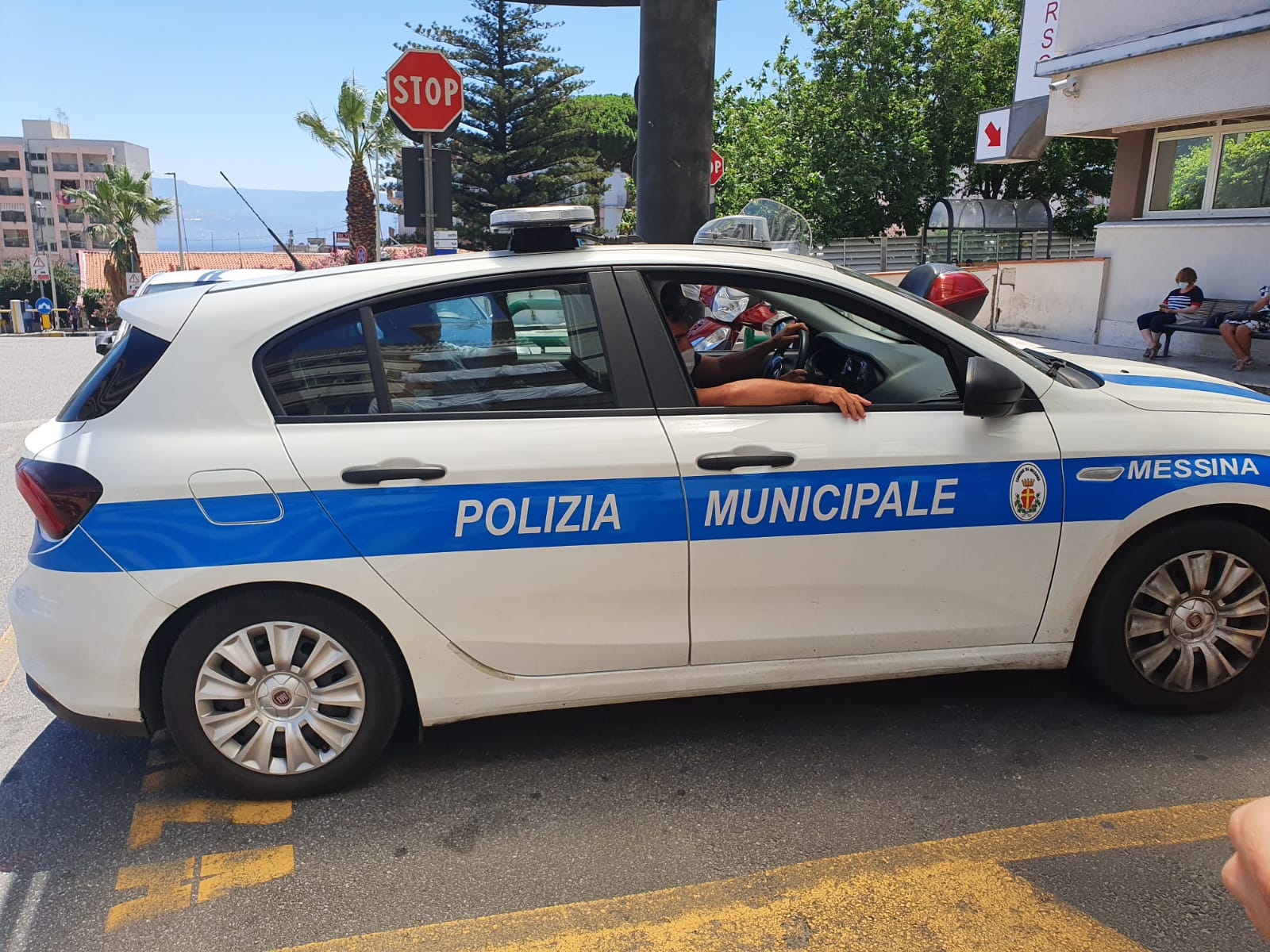 Abusivismo, aggredita la Municipale: Giardina finisce al Policlinico