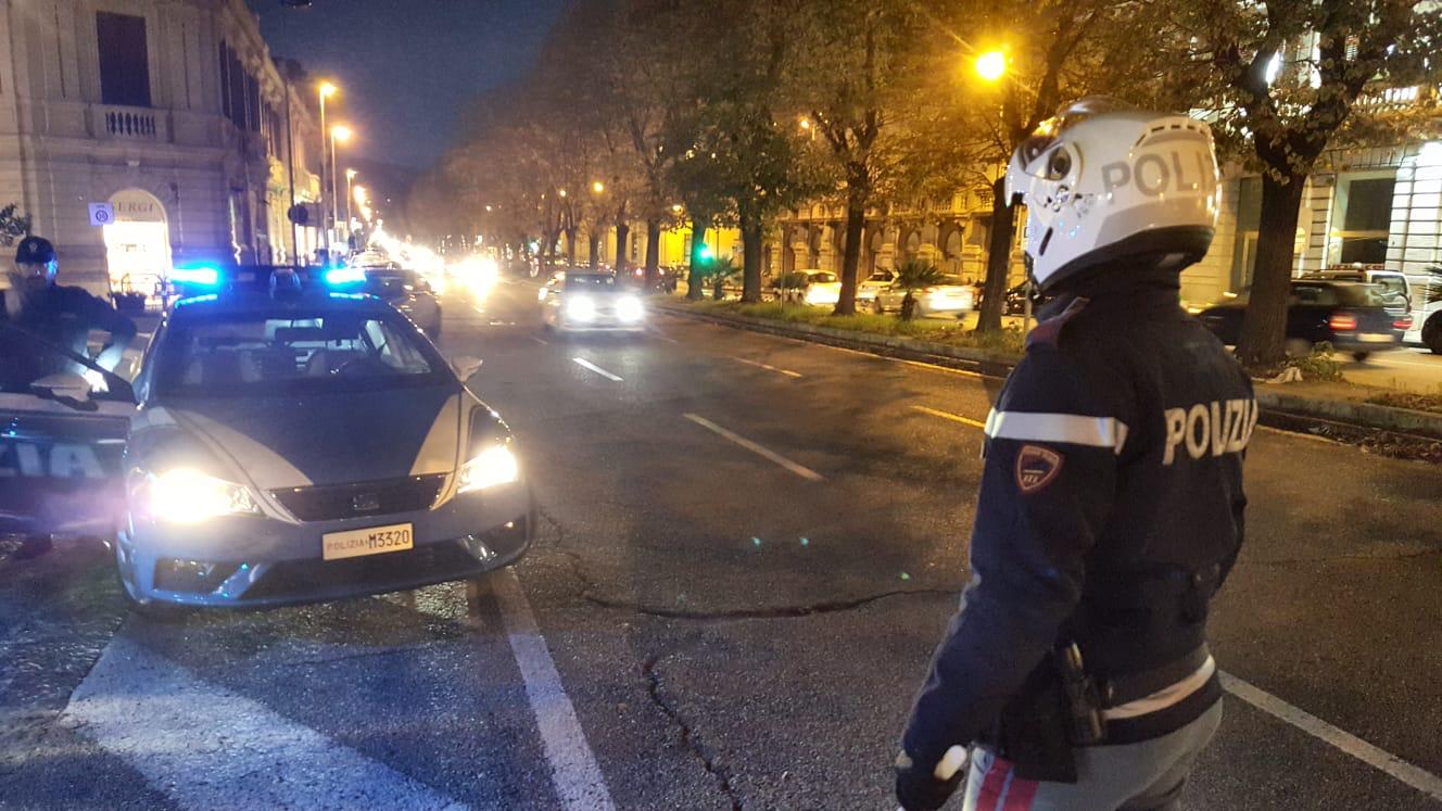 Messina violenta: 4 denunce e 2 feriti per una scazzottata notturna