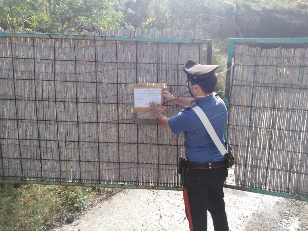 Violazioni ambientali sui rifiuti, sequestri alle Eolie