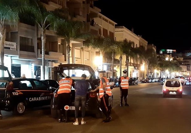 Milazzo, ubriaco alla guida travolge scooterista