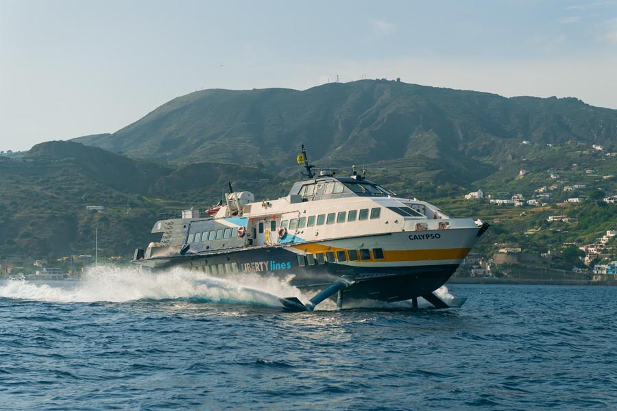 Torna il collegamento marittimo tra Messina e le Eolie