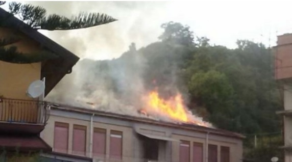 Scuola di Mili, Picciolo: "Otto giorni per passare dalle parole ai fatti"