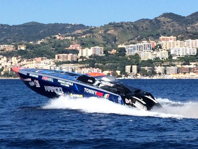 OFFSHORE – Impresa a Messina: record del mondo per Schepici-Montavoci su "Tommy One"