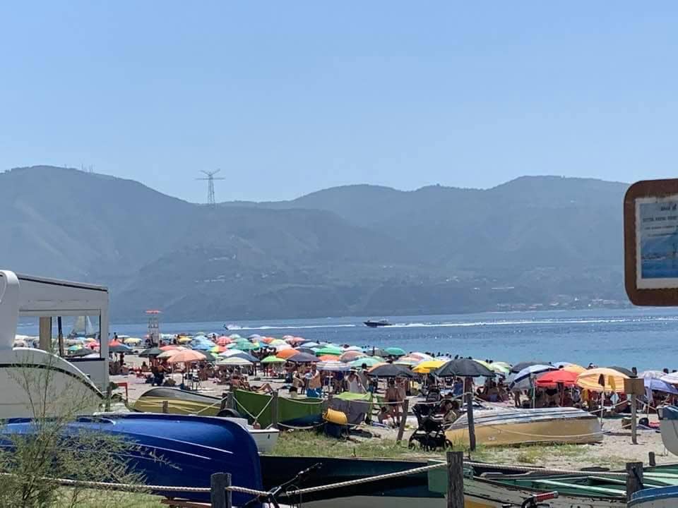 De Luca: "Torre Faro zona rossa per gli assembramenti"
